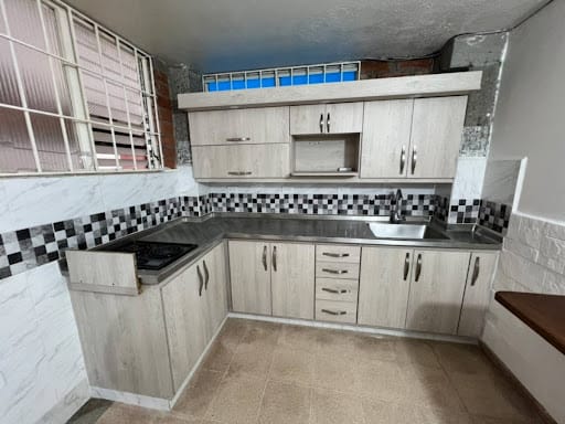 Apartaestudio en arriendo en San Joaquin, Medellín, 30 m² · foto 9 de 13