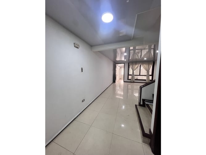 Casa de 4 alcobas en venta en Marsella, Bogotá, 150 m² · foto 4 de 20