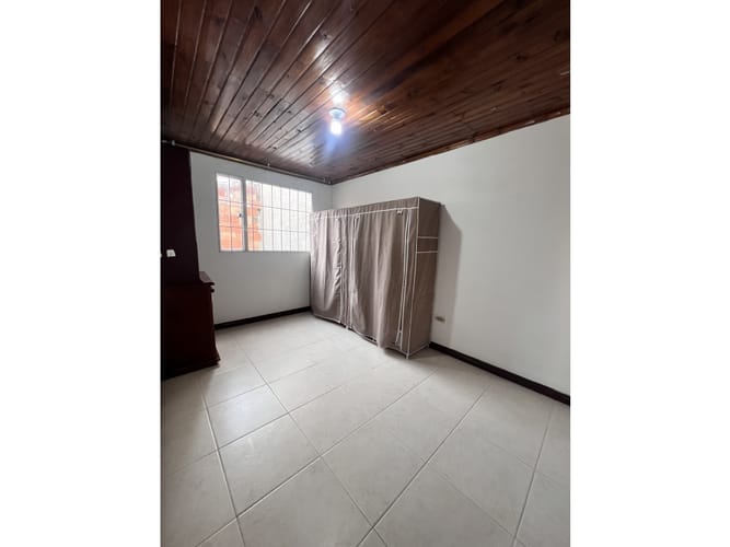 Casa de 4 alcobas en venta en Marsella, Bogotá, 150 m² · foto 8 de 20