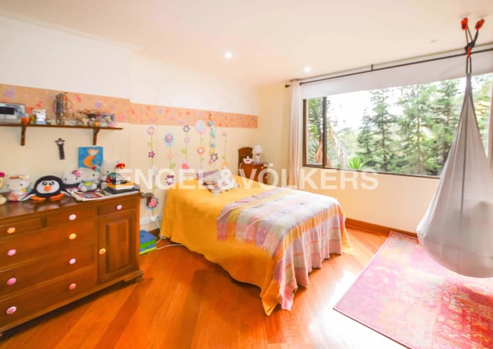 Apartamento de 3 alcobas en venta en Bosque De Pinos, Bogotá, 241 m² · foto 20 de 24