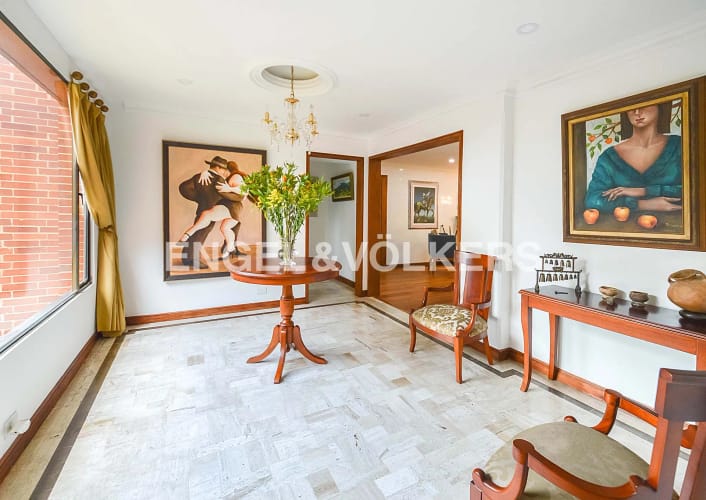 Apartamento de 3 alcobas en venta en Bosque De Pinos, Bogotá, 241 m² · foto 12 de 24