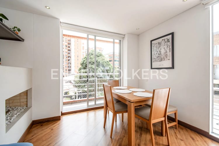 Apartamento de 2 alcobas en venta en La Carolina, Bogotá, 72 m² · foto 5 de 17