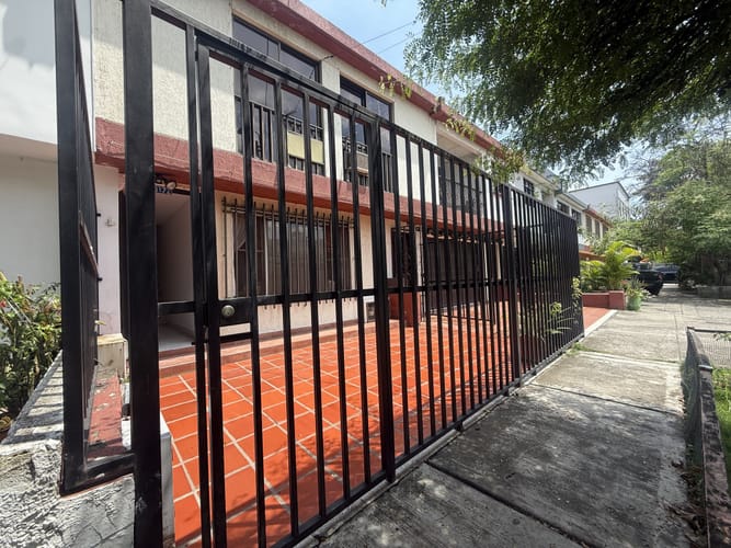 Apartamento de 4 alcobas en arriendo en Vipasa, Cali, 75 m² · foto 2 de 24