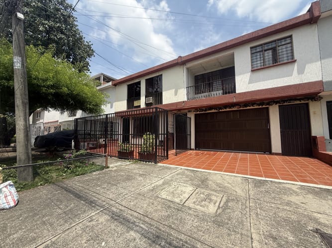 Apartamento de 4 alcobas en arriendo en Vipasa, Cali, 75 m² · foto 3 de 24