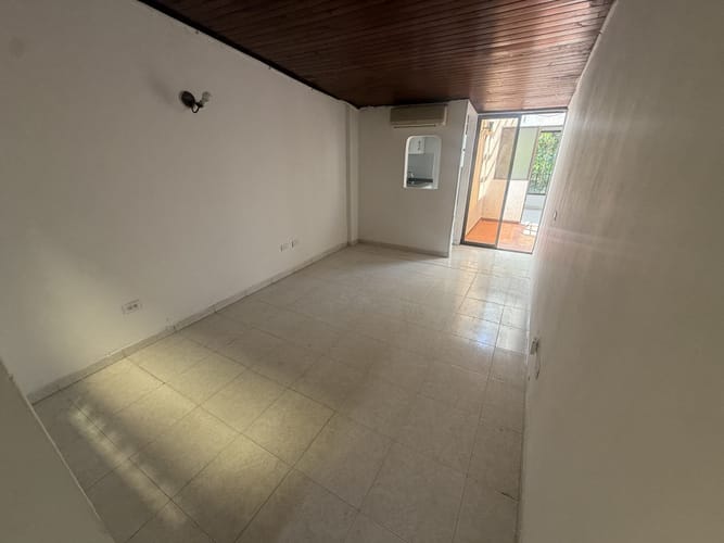 Apartamento de 4 alcobas en arriendo en Vipasa, Cali, 75 m² · foto 5 de 24
