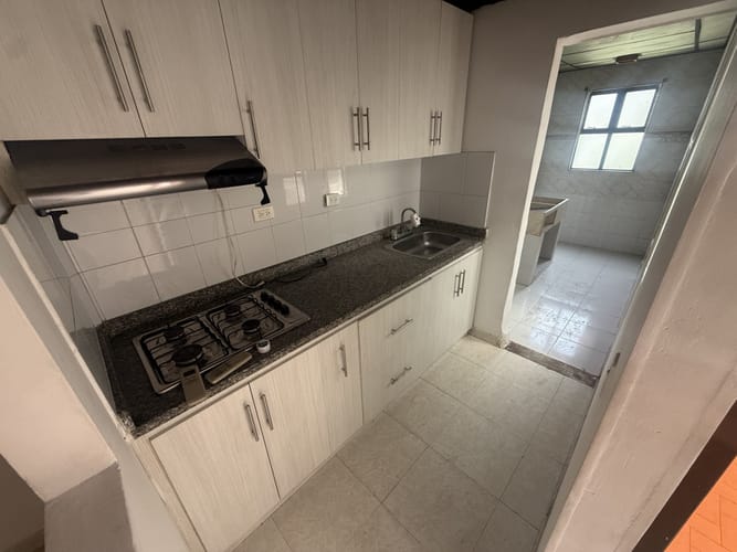 Apartamento de 4 alcobas en arriendo en Vipasa, Cali, 75 m² · foto 8 de 24