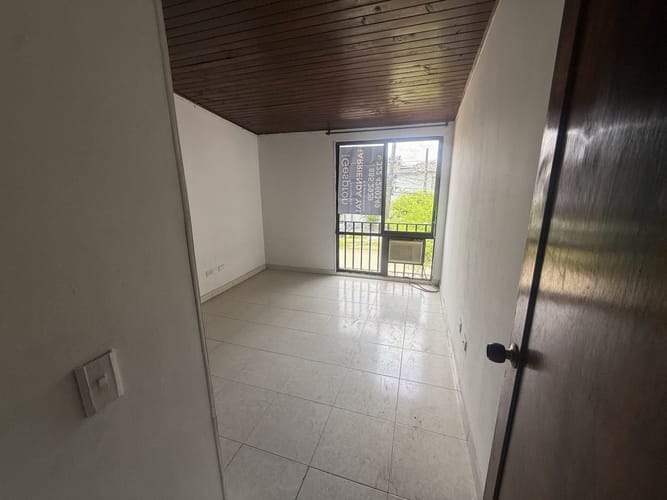 Apartamento de 4 alcobas en arriendo en Vipasa, Cali, 75 m² · foto 14 de 24