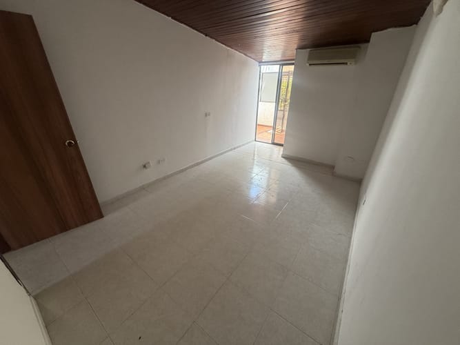 Apartamento de 4 alcobas en arriendo en Vipasa, Cali, 75 m² · foto 19 de 24