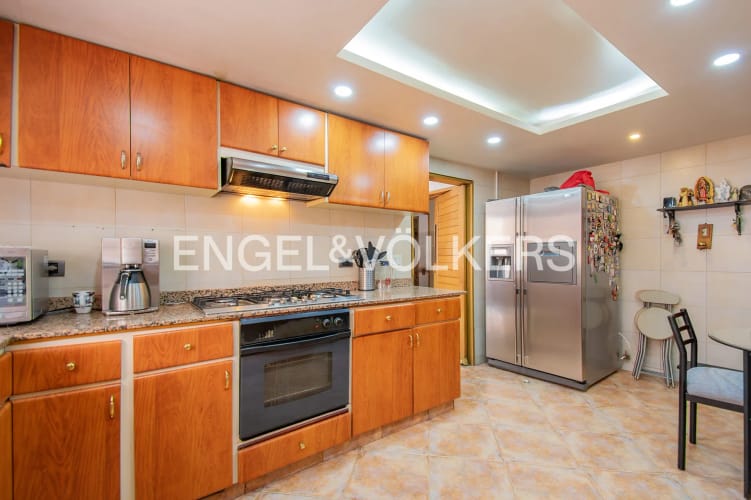 Apartamento de 4 alcobas en venta en La Carolina, Bogotá, 177 m² · foto 7 de 17