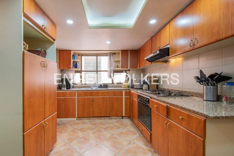 Apartamento de 4 alcobas en venta en La Carolina, Bogotá, 177 m² · foto 6 de 17