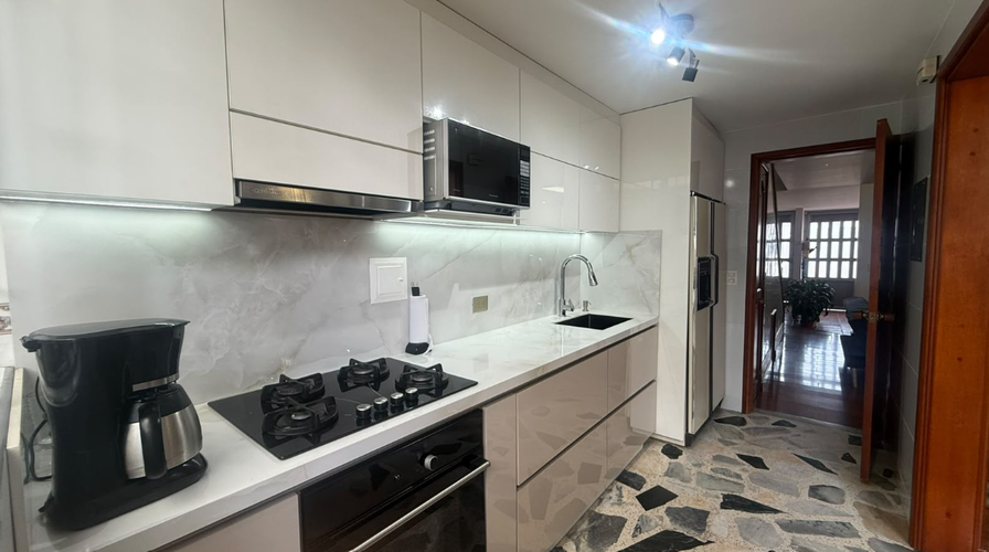 Casa de 3 alcobas en venta en Normandia, Bogotá, 143 m² · foto 11 de 24