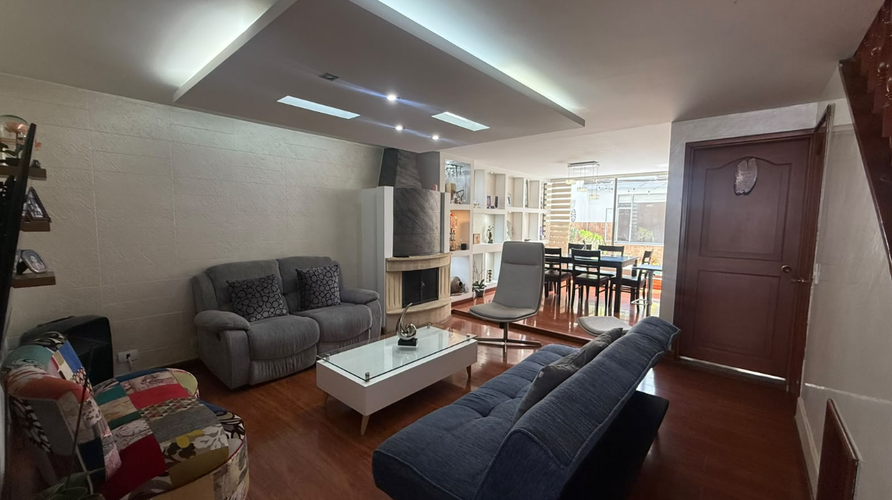 Casa de 3 alcobas en venta en Normandia, Bogotá, 143 m² · foto 5 de 24