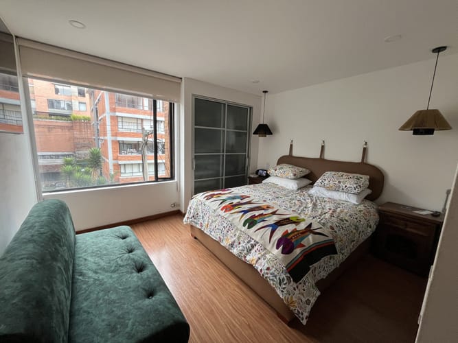 Apartamento de 2 alcobas en venta en Los Rosales, Bogotá, 73 m² · foto 17 de 24