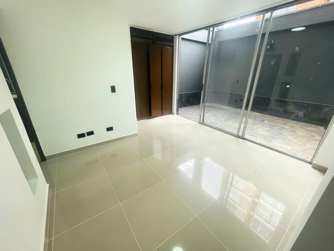 Apartaestudio en arriendo en Laureles, Medellín, 45 m² · foto 7 de 12