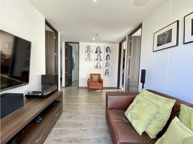 Apartamento de 3 alcobas en venta en La Calleja, Bogotá, 152 m² · foto 10 de 24