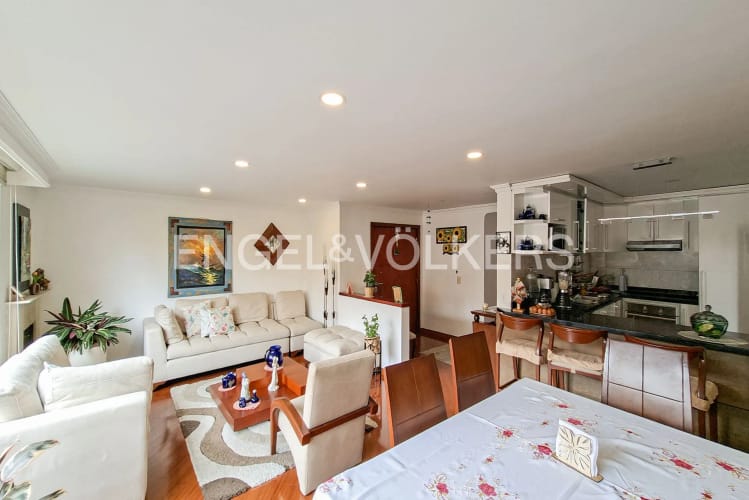 Apartamento de 3 alcobas en venta en Pasadena, Bogotá, 119 m² · foto 2 de 17