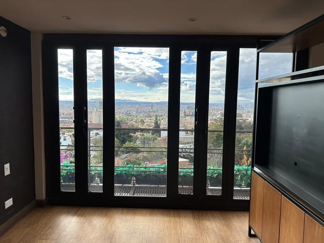 Apartamento de 1 alcoba en venta en La Candelaria, Bogotá, 52 m² · foto 8 de 15