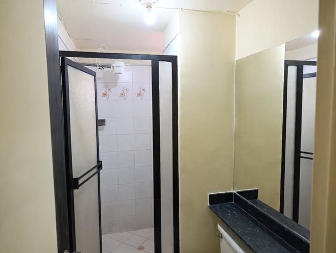 Apartaestudio en arriendo en Laureles, Medellín, 30 m² · foto 11 de 15