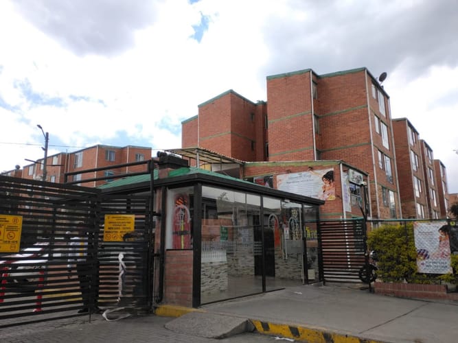 Apartamento de 2 alcobas en venta en El Tintal, Bogotá, 37 m² · foto 2 de 18