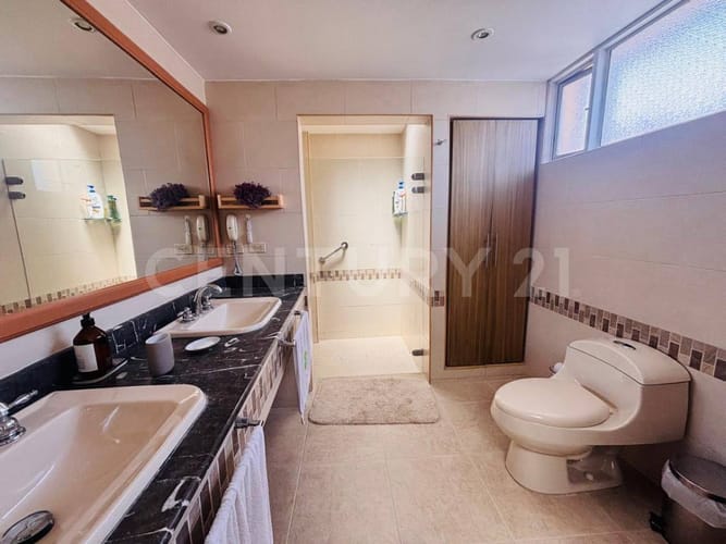 Apartamento de 4 alcobas en venta en San Patricio, Bogotá, 231 m² · foto 15 de 24