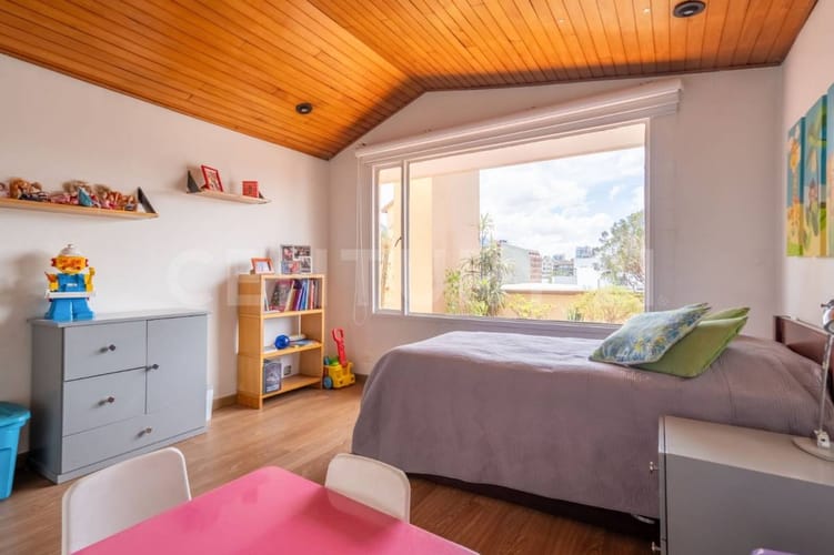 Apartamento de 4 alcobas en venta en San Patricio, Bogotá, 231 m² · foto 18 de 24
