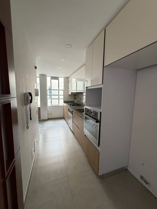 Apartamento de 3 alcobas en arriendo en Cedritos, Bogotá, 138 m² · foto 7 de 24