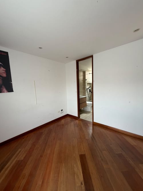 Apartamento de 3 alcobas en arriendo en Cedritos, Bogotá, 138 m² · foto 18 de 24