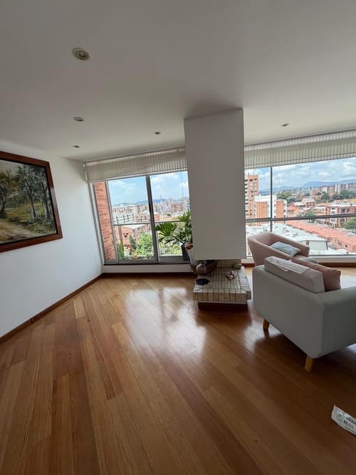 Apartamento de 3 alcobas en arriendo en Cedritos, Bogotá, 138 m² · foto 4 de 24