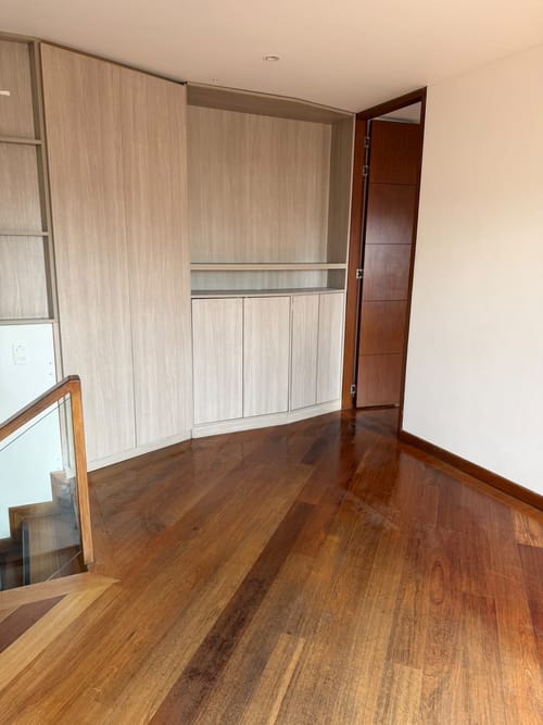 Apartamento de 3 alcobas en arriendo en Cedritos, Bogotá, 138 m² · foto 17 de 24