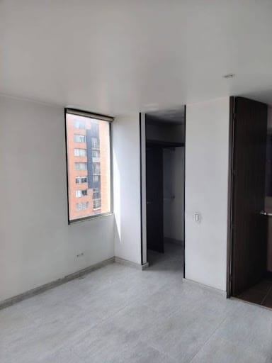 Apartamento de 2 alcobas en arriendo en Hayuelos, Bogotá, 78 m² · foto 17 de 20