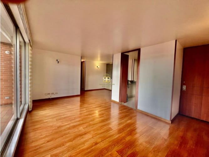 Apartamento de 3 alcobas en venta en Portales Del Monte, Bogotá, 91 m² · foto 2 de 24