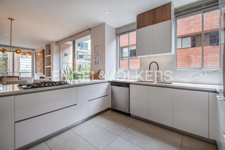 Apartamento de 2 alcobas en venta en Chicó Reservado, Bogotá, 153 m² · foto 7 de 15