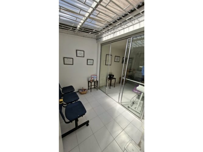 Casa de 5 alcobas en venta en Niza Sur, Bogotá, 260 m² · foto 3 de 24