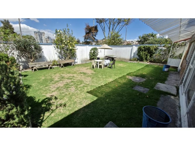 Casa de 5 alcobas en venta en Niza Sur, Bogotá, 260 m² · foto 14 de 24