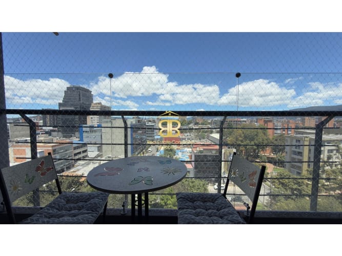 Apartamento de 2 alcobas en venta en La Castellana, Bogotá, 75 m² · foto 5 de 24