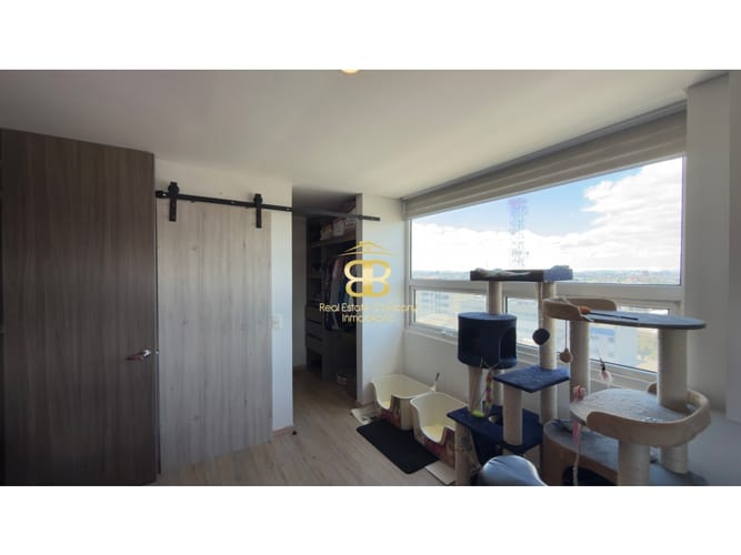 Apartamento de 2 alcobas en venta en La Castellana, Bogotá, 75 m² · foto 16 de 24