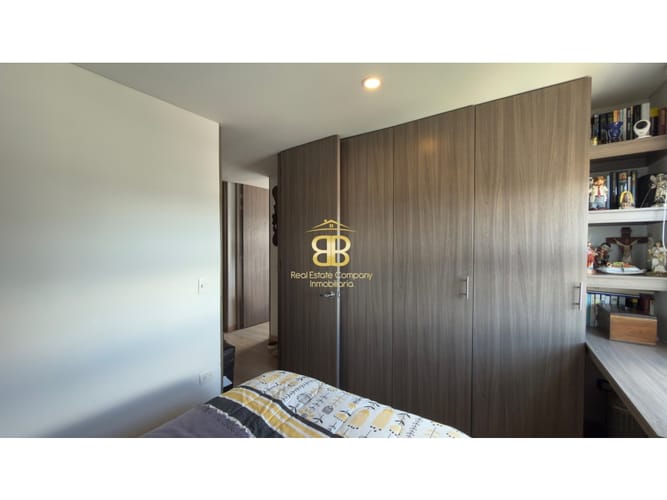Apartamento de 2 alcobas en venta en La Castellana, Bogotá, 75 m² · foto 22 de 24