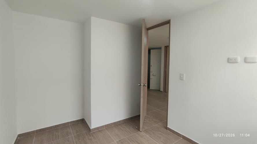Apartamento de 3 alcobas en arriendo en El Tuno, Bogotá, 47 m² · foto 11 de 18