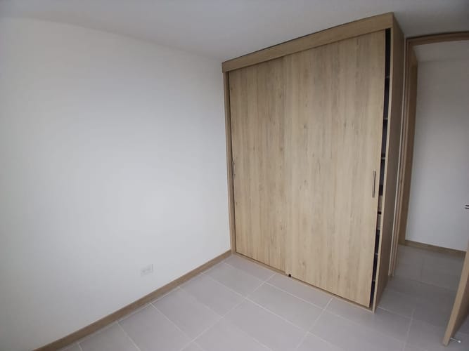 Apartamento de 3 alcobas en arriendo en Molinares, Bello, 70 m² · foto 8 de 15