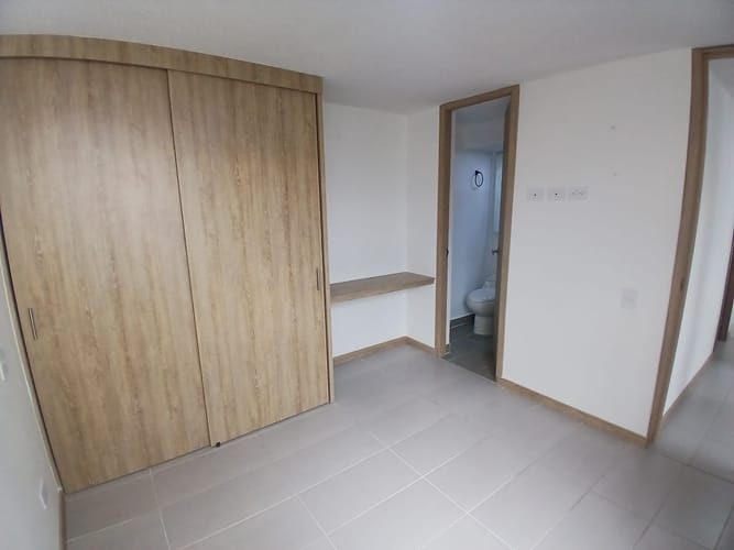 Apartamento de 3 alcobas en arriendo en Molinares, Bello, 70 m² · foto 11 de 15