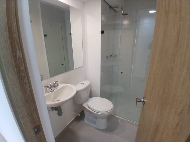 Apartamento de 3 alcobas en arriendo en Molinares, Bello, 70 m² · foto 12 de 15