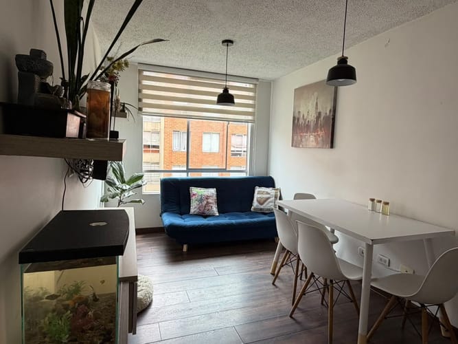 Apartamento de 3 alcobas en venta en La Felicidad, Bogotá, 55 m² · foto 1 de 10