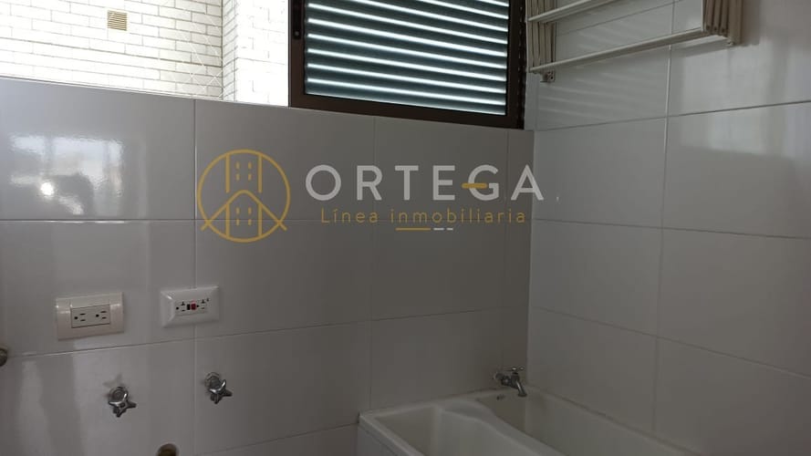 Apartamento de 2 alcobas en arriendo en Cañaveral, Floridablanca, 85 m² · foto 5 de 24