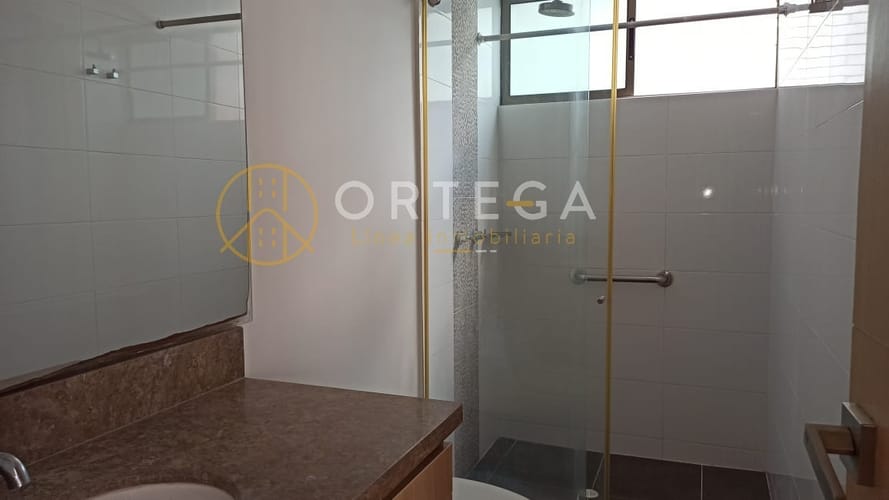 Apartamento de 2 alcobas en arriendo en Cañaveral, Floridablanca, 85 m² · foto 14 de 24