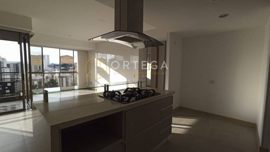 Apartamento de 2 alcobas en arriendo en Cañaveral, Floridablanca, 86 m² · foto 2 de 23