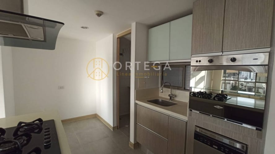 Apartamento de 2 alcobas en arriendo en Cañaveral, Floridablanca, 86 m² · foto 3 de 23