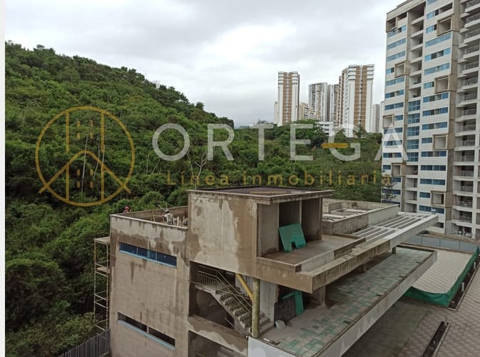 Apartamento de 3 alcobas en arriendo en Cañaveral, Floridablanca, 98 m² · foto 7 de 18