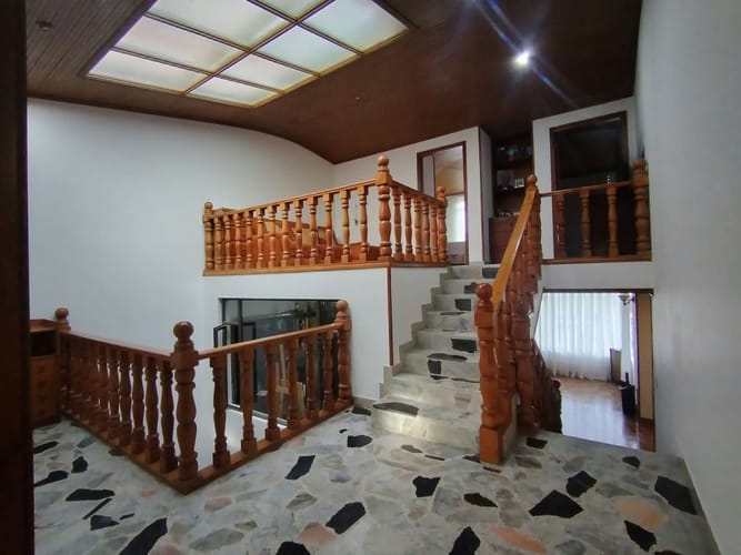 Casa de 4 alcobas en venta en Alhambra, Bogotá, 262 m² · foto 9 de 24