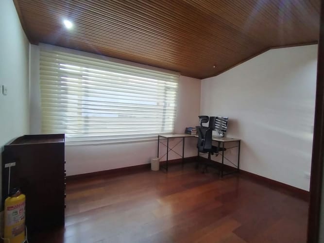 Casa de 4 alcobas en venta en Alhambra, Bogotá, 262 m² · foto 14 de 24