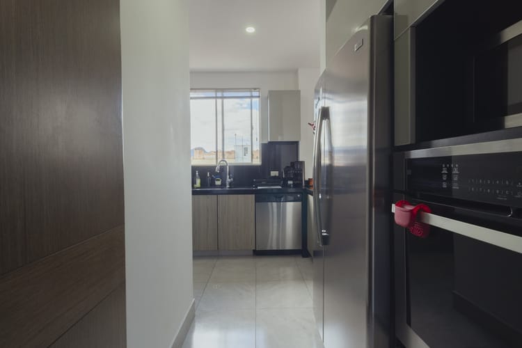 Apartamento de 3 alcobas en venta en Chicó Navarra, Bogotá, 143 m² · foto 7 de 24